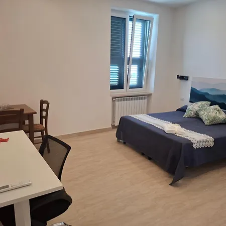 Sea Stone Bed & Breakfast Meta